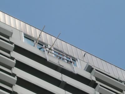 Fenster-Einbau in 21. Etage des Olympischen  Pressezentrums in München